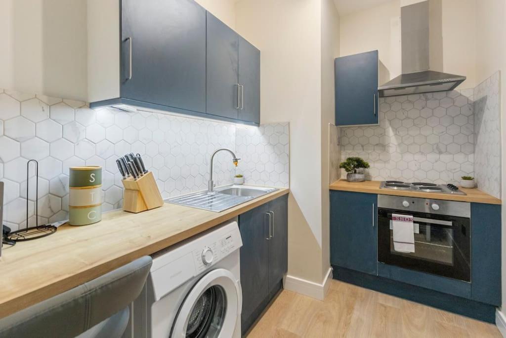 74 Graham Road - Basement *